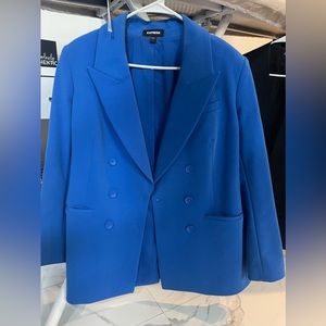 Beautiful blue blazer/suit coat!